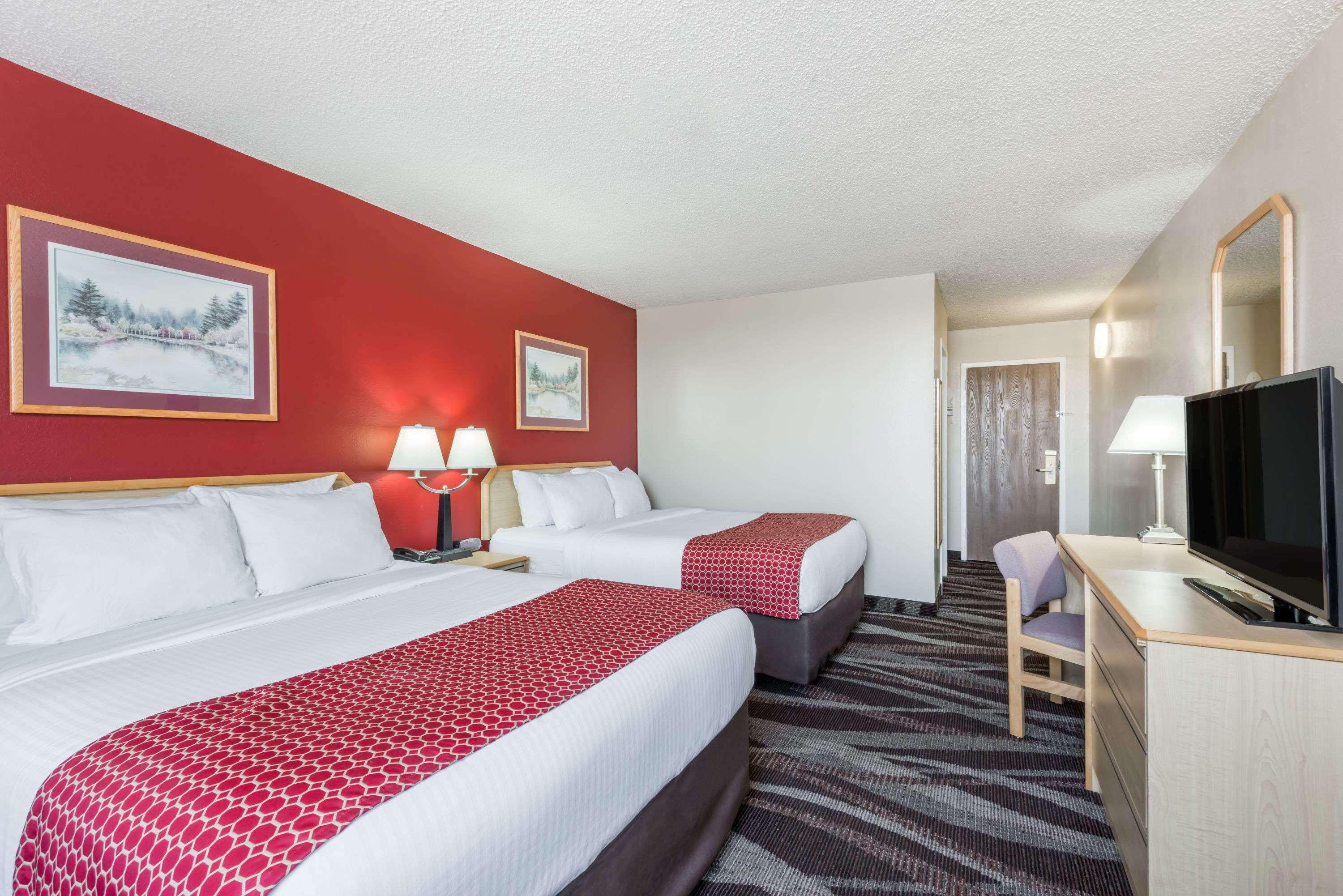 Days Inn By Wyndham Gillette Exteriör bild